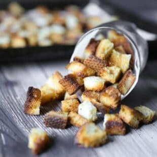 Homemade Garlic Parmesan Croutons | tasteslovely.com