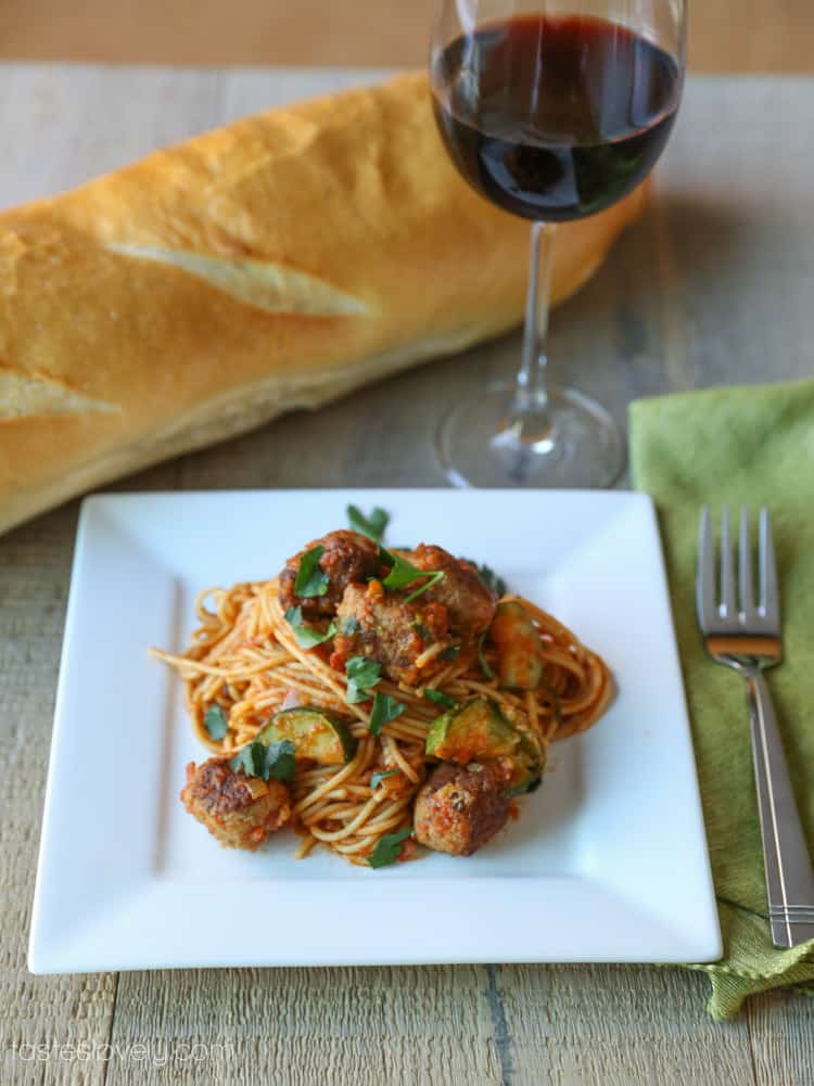 Skinny spaghetti & sausage meatballs, only 410 calories!