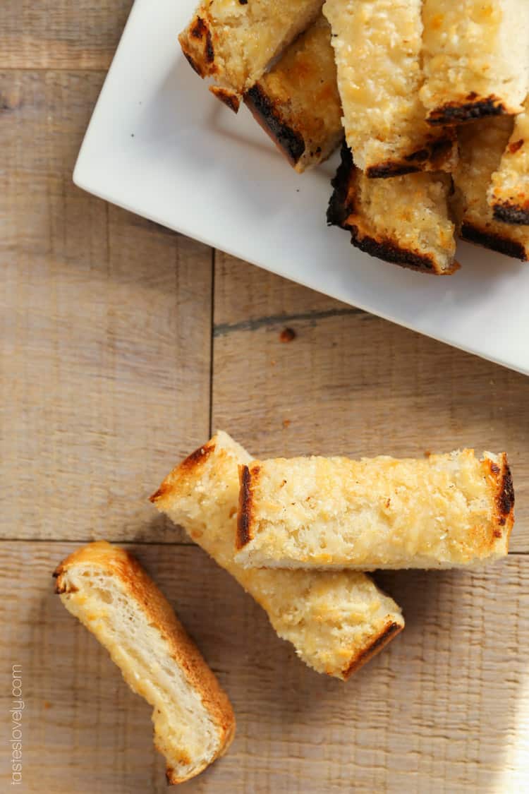 Easy Homemade Garlic Bread