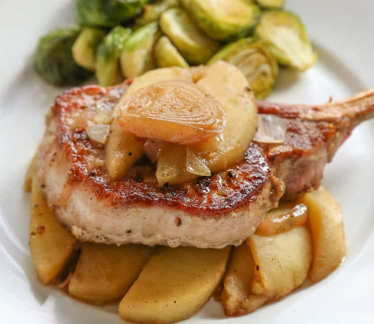 Pork Chops with Vanilla Apples and Shallots