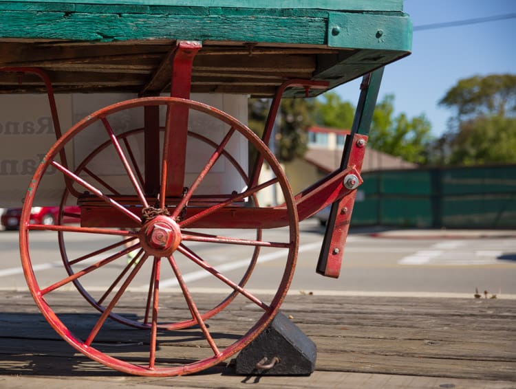 Old Wagon Wheel