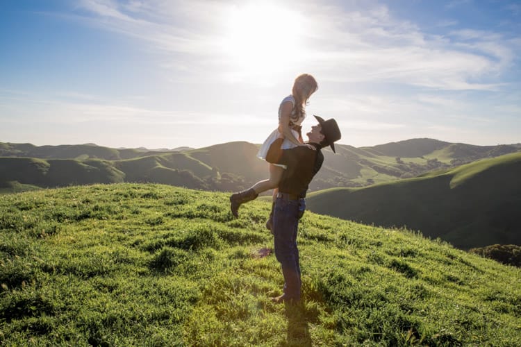 Outdoor Engagement Session