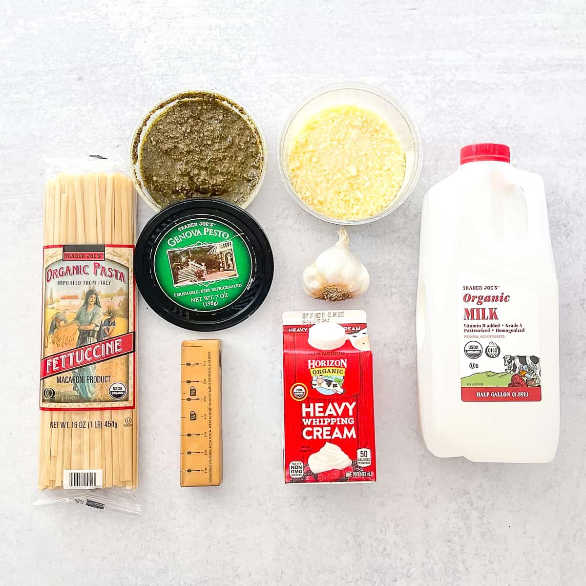ingredients of creamy pesto pasta