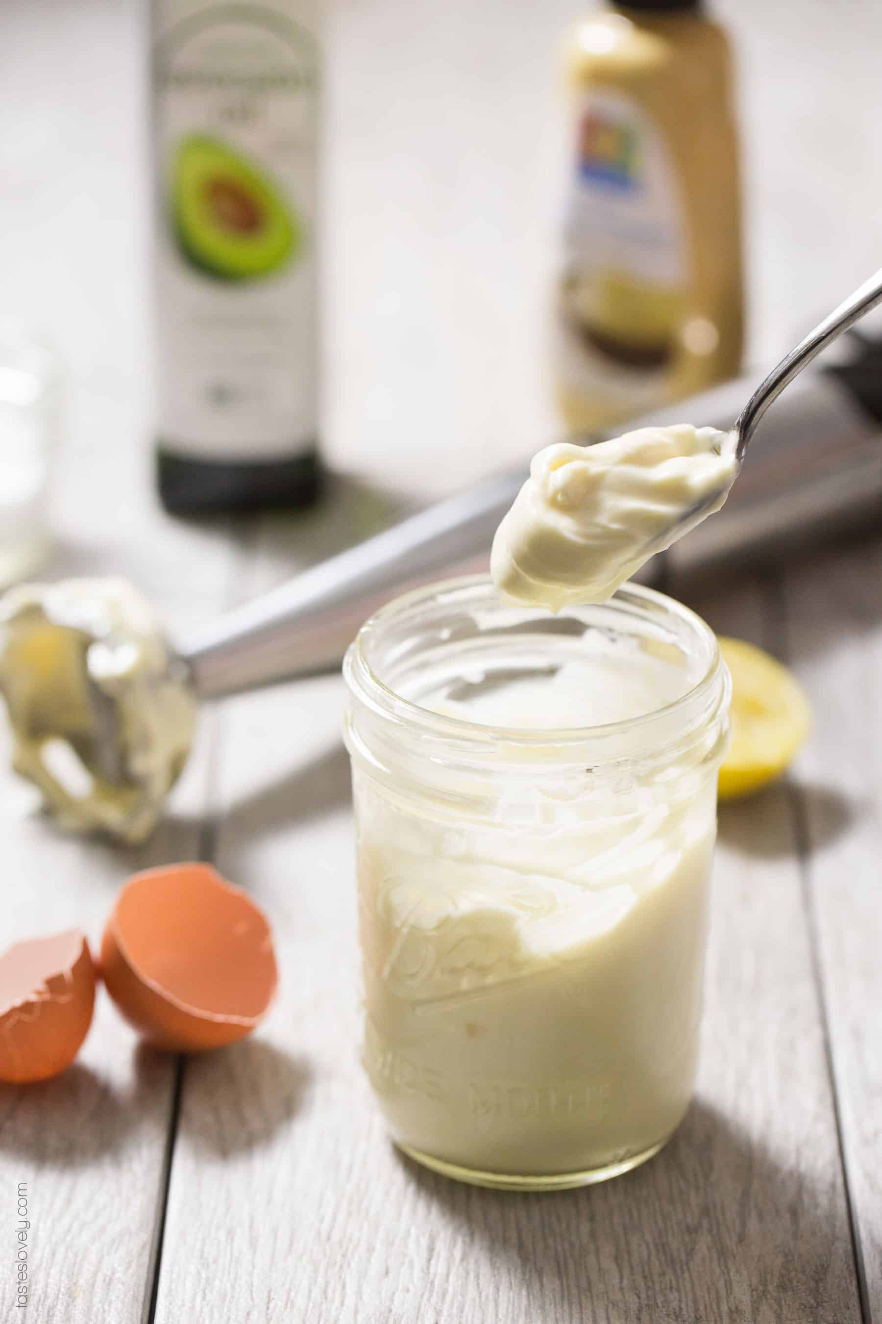 Easiest 3 Minute Homemade Mayonnaise (Paleo, Whole30) - Tastes Lovely