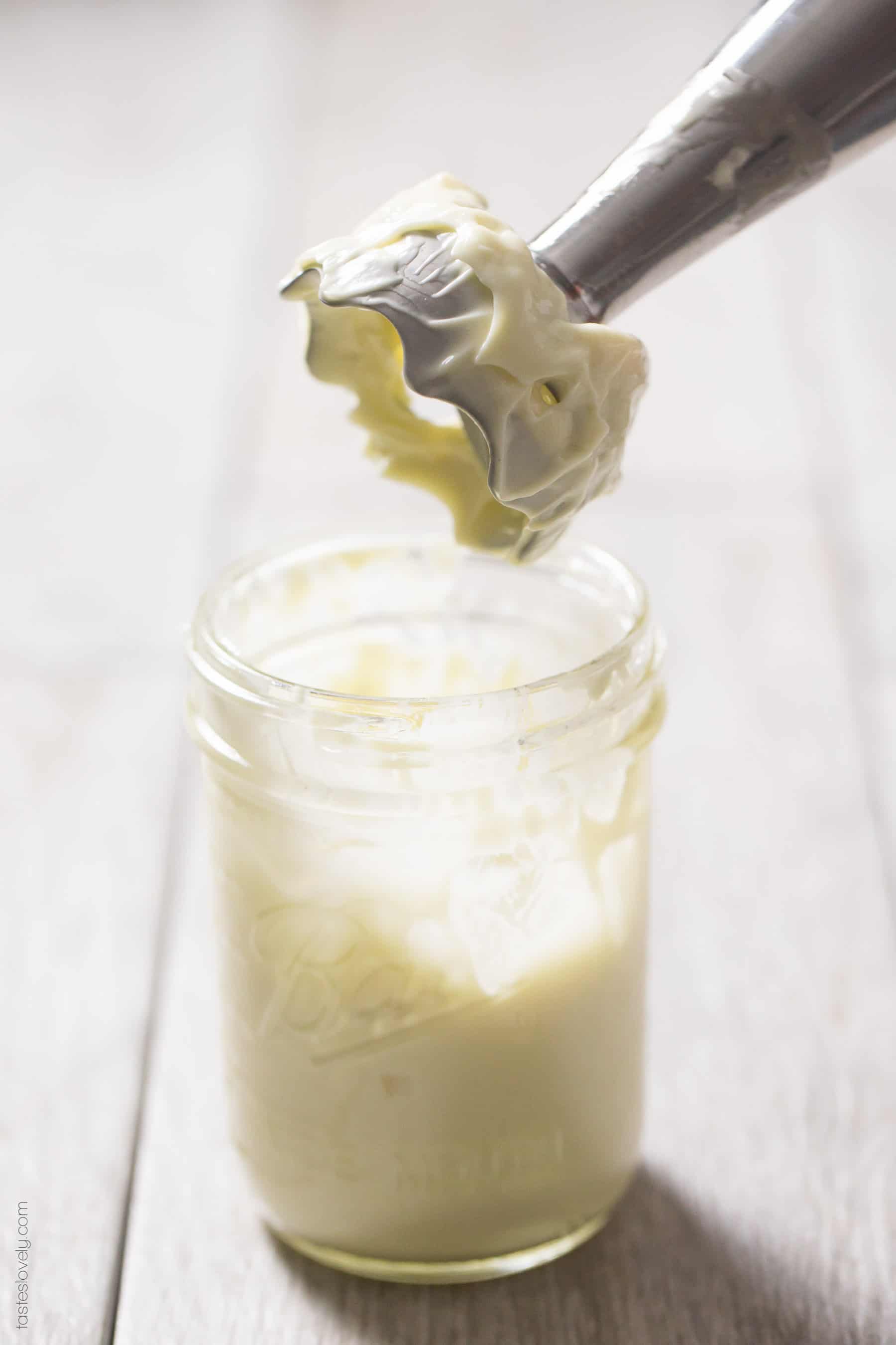 immersion blender and mason jar filled with mayonnaise