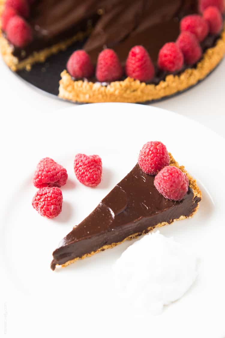 Healthy Chocolate Tart (Paleo, Vegan, GF) - Tastes Lovely