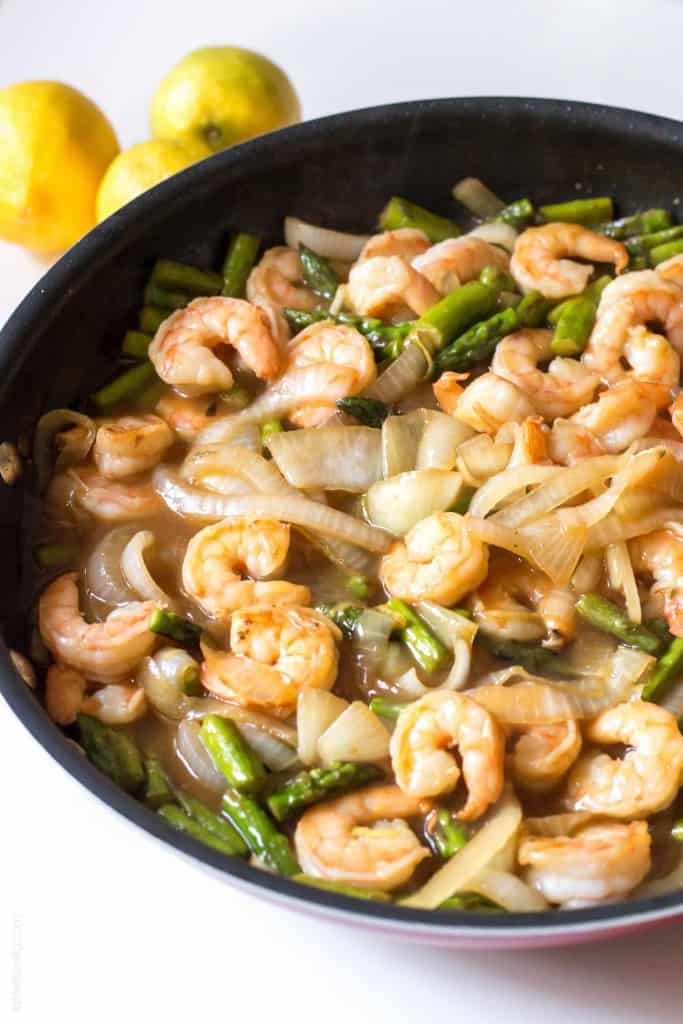 Lemon Shrimp & Asparagus Stir Fry | tasteslovely.com