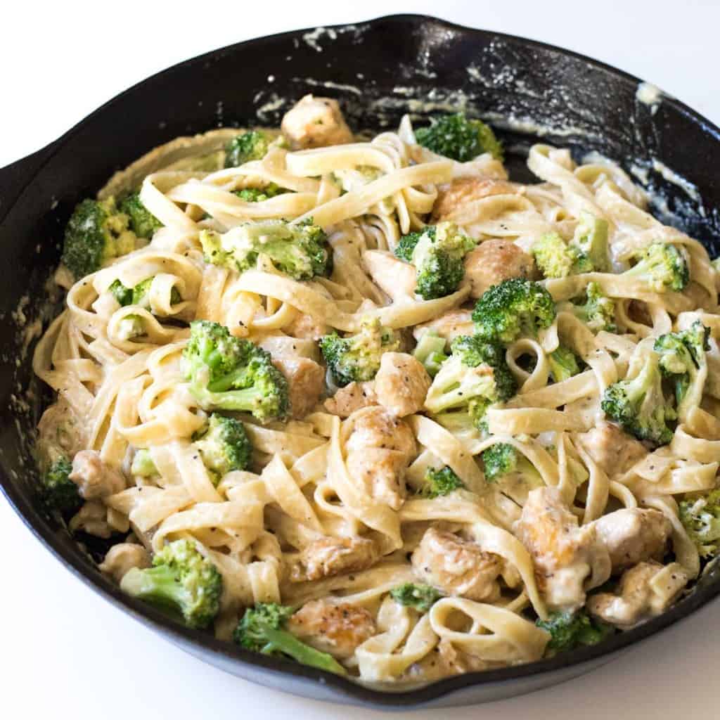 Broccoli Chicken Fettuccine Alfredo - Tastes Lovely