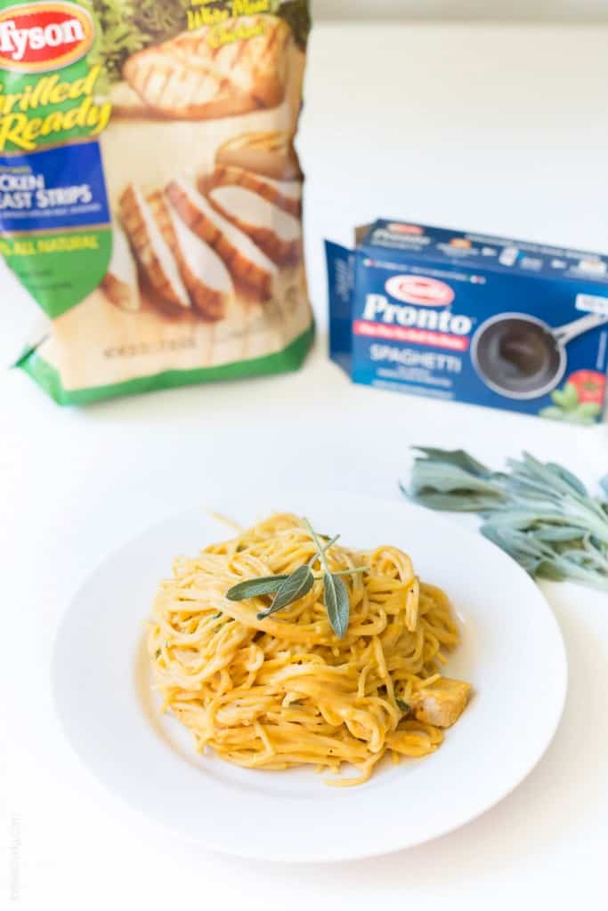 Creamy Pumpkin Alfredo Pasta with Sage - a delicious and FAST 10 minute fall dinner!