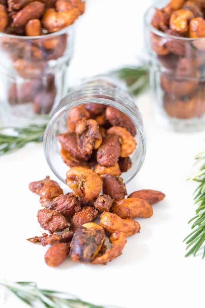 Sweet & Spicy Rosemary Roasted Mixed Nuts - perfect mixed nuts appetizer or hostess gift!