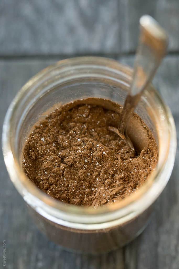 Instant Skinny Chai Tea Latte Mix made with dried spices - just add almond milk and honey!