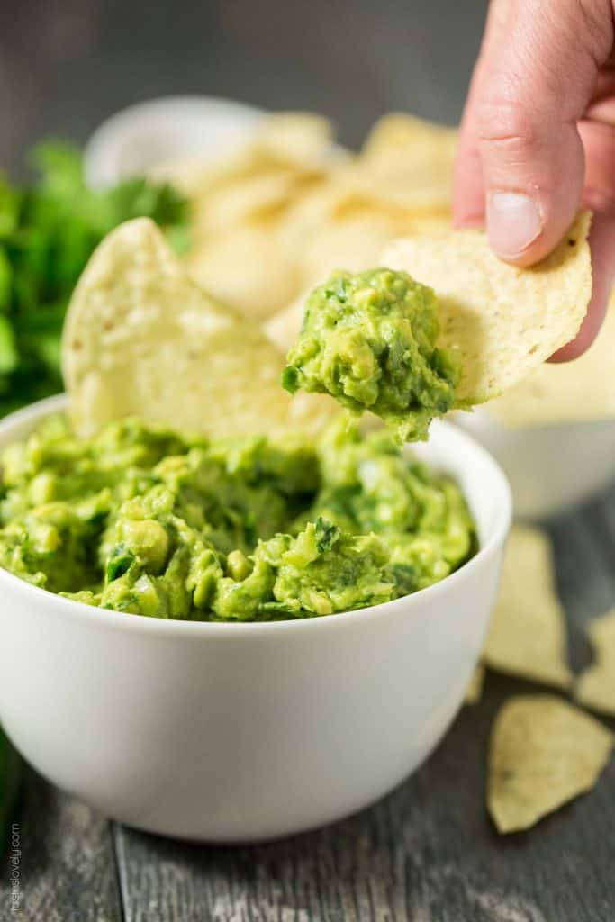 Mexican Restaurant Style Guacamole