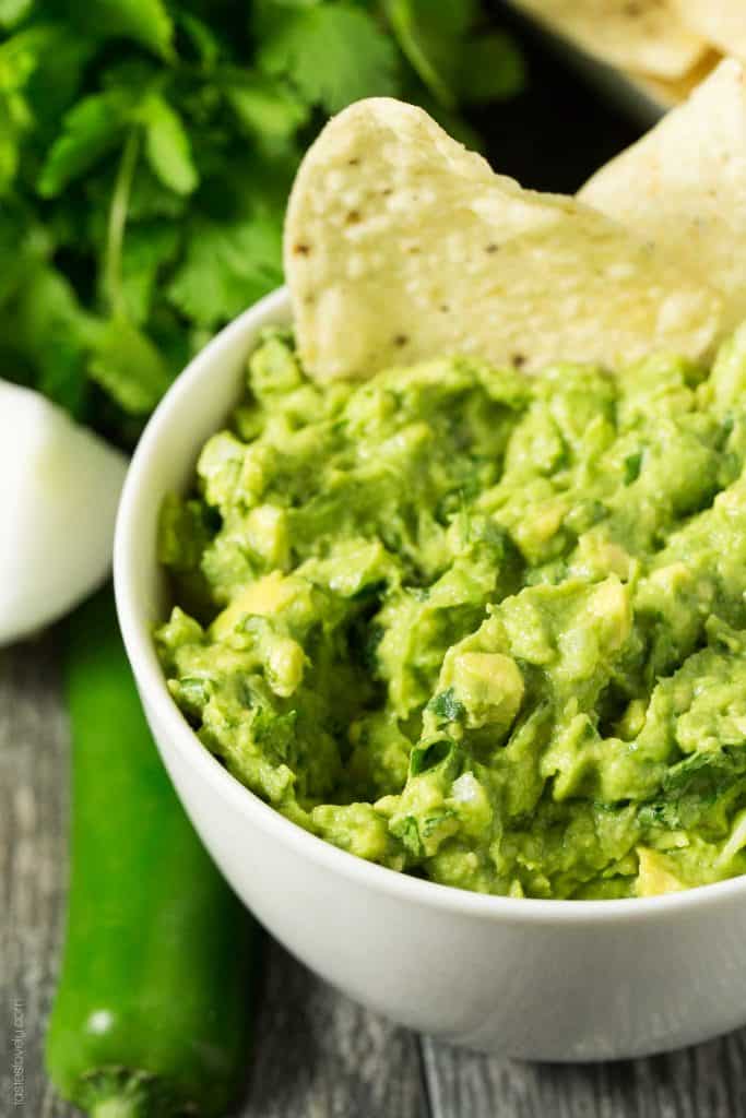 Mexican Restaurant Style Guacamole