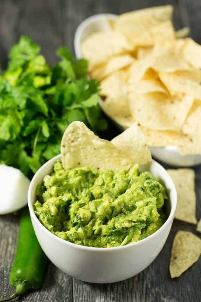 Mexican Restaurant Style Guacamole