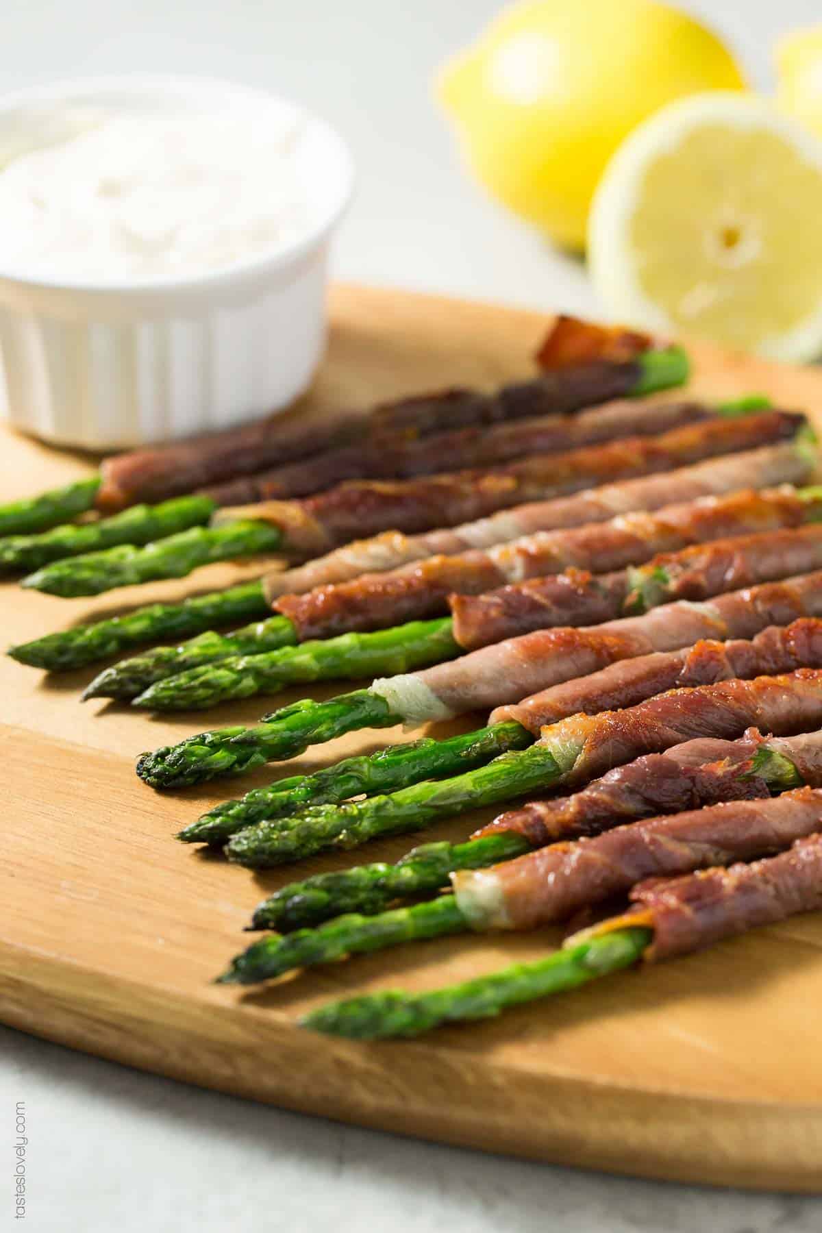 Paleo Prosciutto Wrapped Asparagus appetizer with lemon garlic aioli (paleo, gluten free, whole30, low carb)