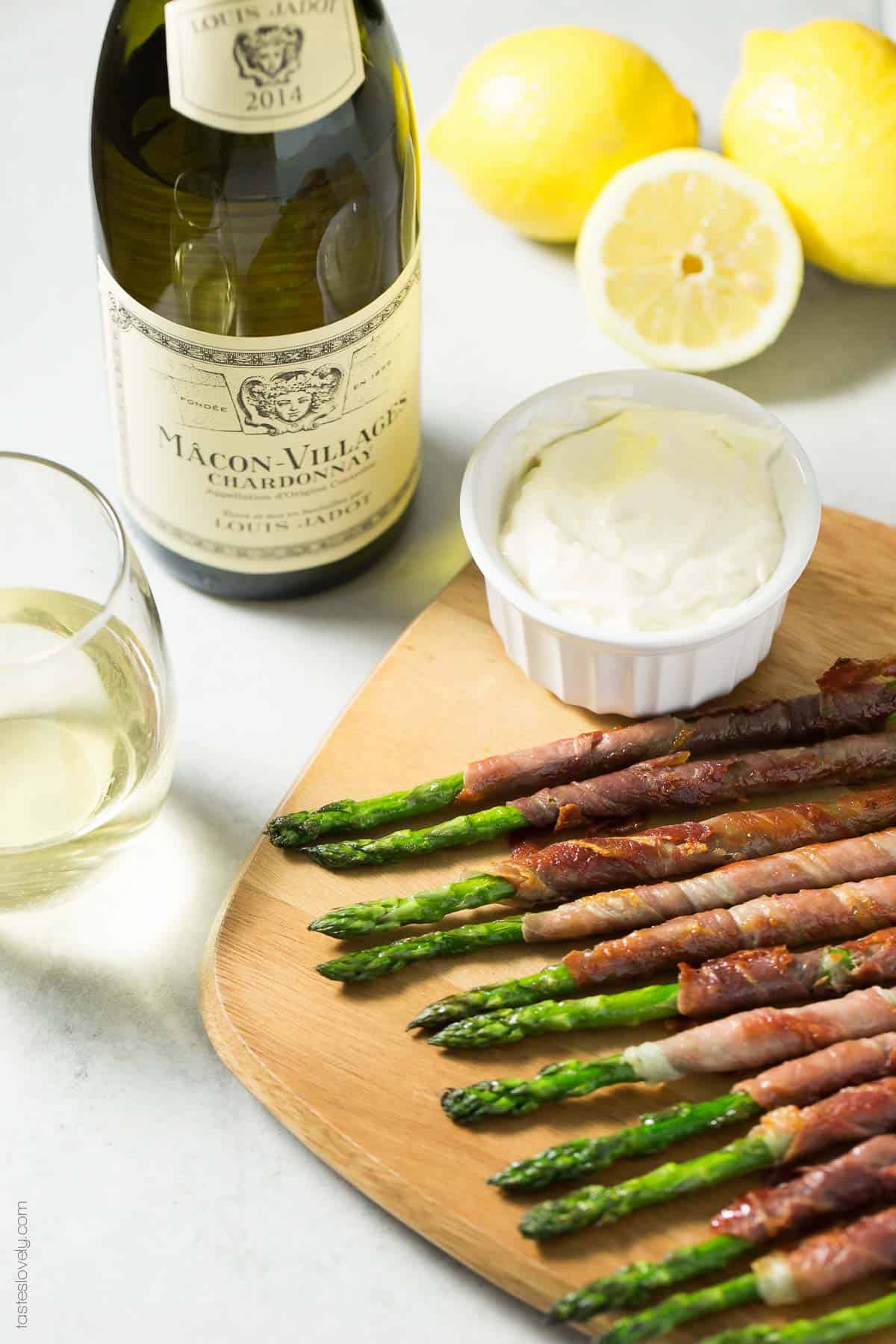 Paleo Prosciutto Wrapped Asparagus appetizer with lemon garlic aioli (paleo, gluten free, whole30, low carb)