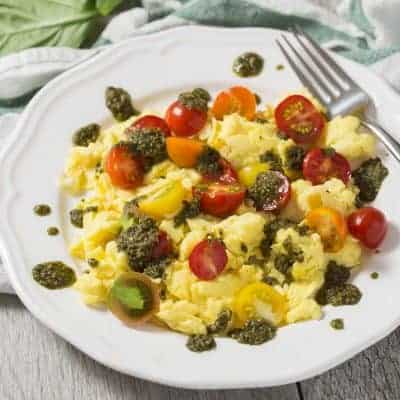 Scrambled Eggs with Cherry Tomatoes and Pesto | tasteslovely.com