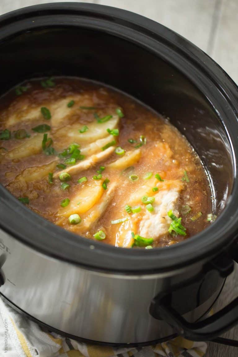Slow Cooker Hawaiian Pineapple Chicken Tastes Lovely