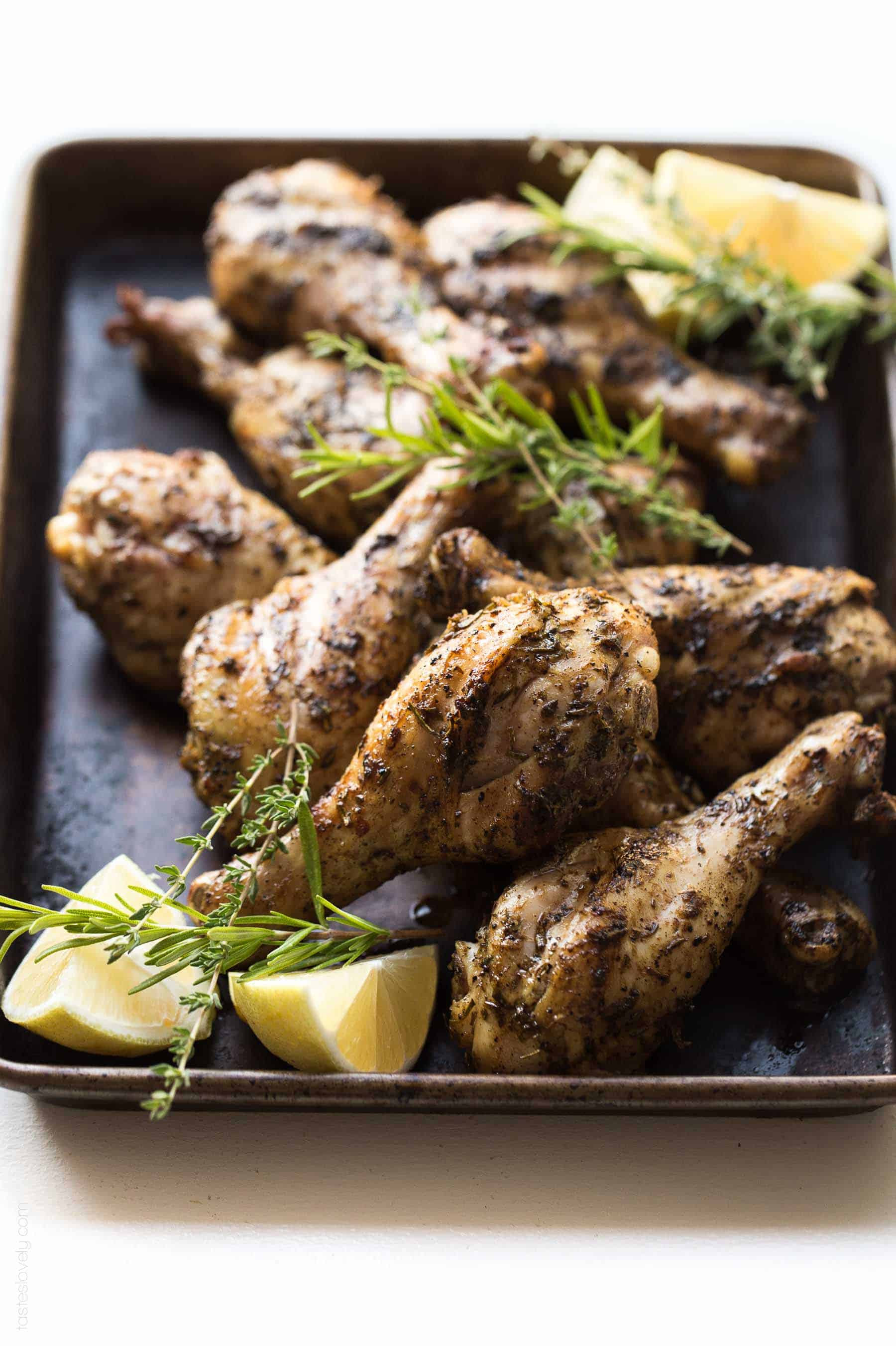 Paleo & Whole30 Lemon Herb Grilled Chicken Drumsticks - a simple and healthy dinner recipe! (gluten free, dairy free, sugar free, grain free, clean eating, low carb)