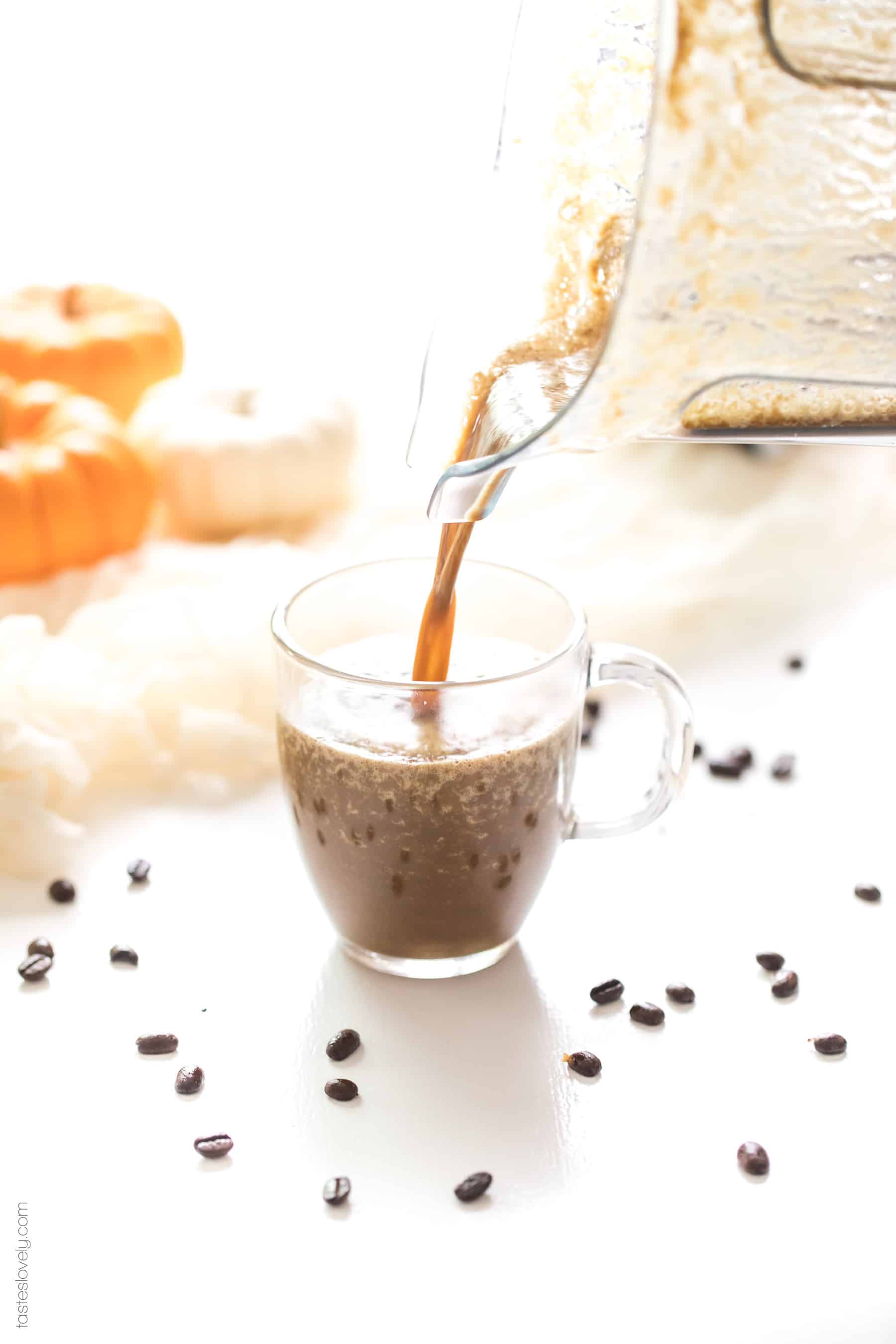 Paleo & Whole30 Pumpkin Spice Latte - sweetened naturally with dates and flavored with real pumpkin puree. Made in a blender, no fancy coffee machines needed! Paleo, Whole30, dairy free, sugar free, gluten free, vegan, clean eating.