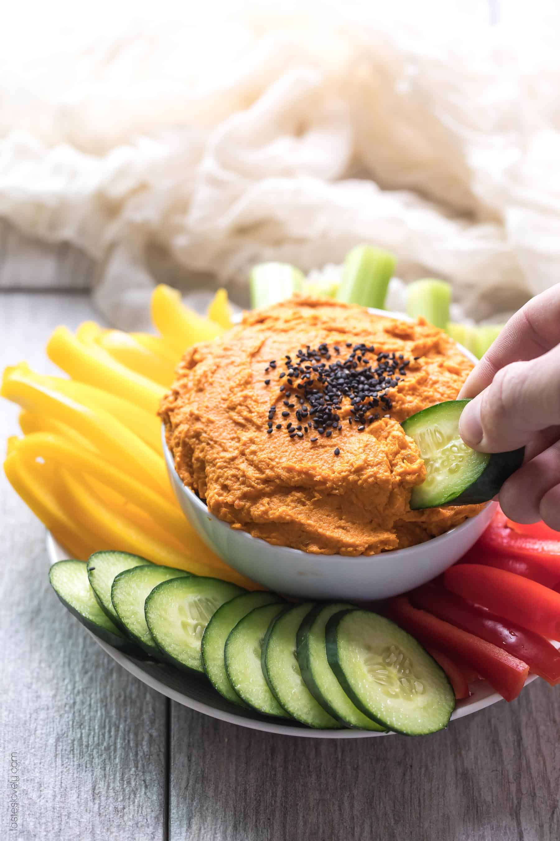 Paleo & Whole30 Roasted Carrot Dip - a delicious and healthy appetizer everyone loves! Gluten free, grain free, dairy free, sugar free, low carb, vegan, clean eating.