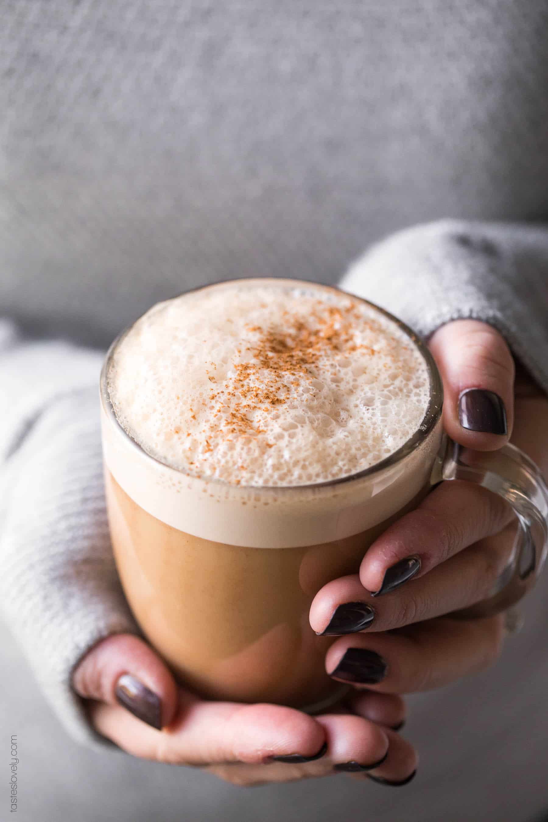 Paleo Almond Milk Chai Tea Latte (Dairy Free). Made in your blender!