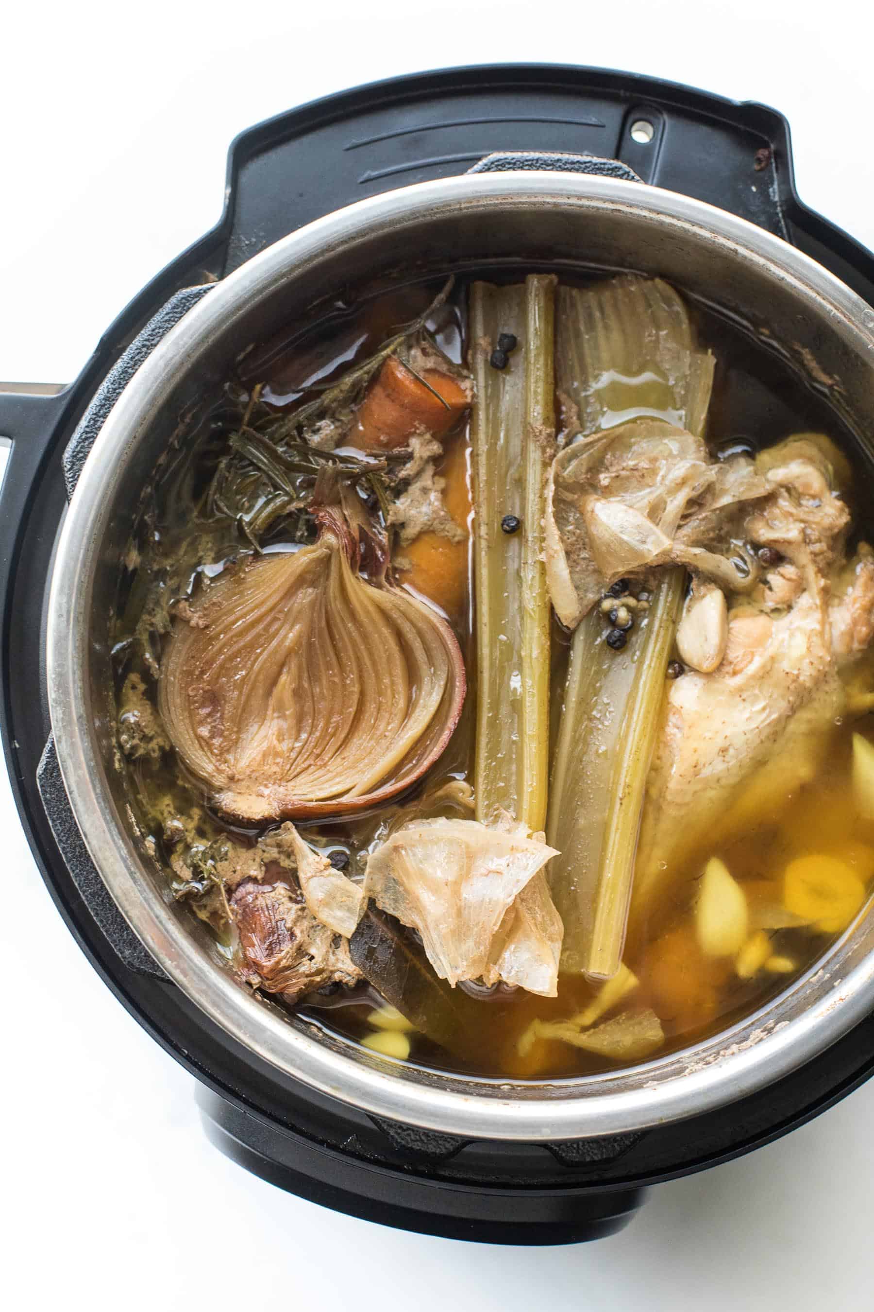 Homemade Bone Broth In an Instant Pot