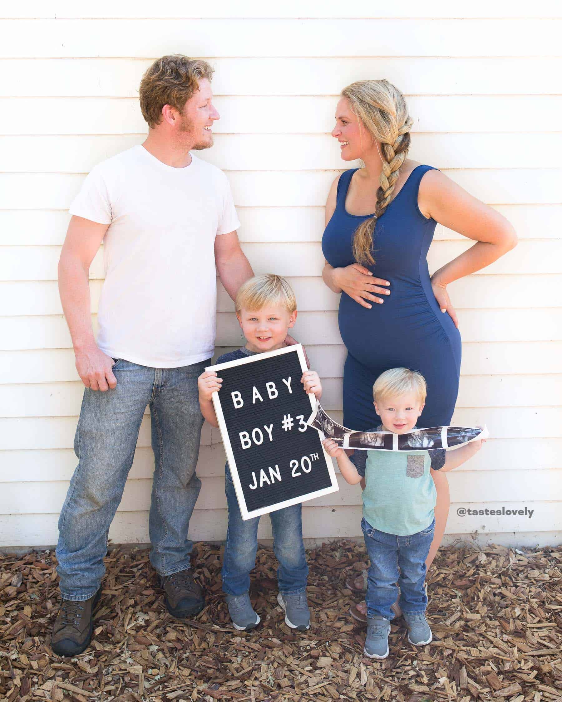 Baby announcement with letterboard sign