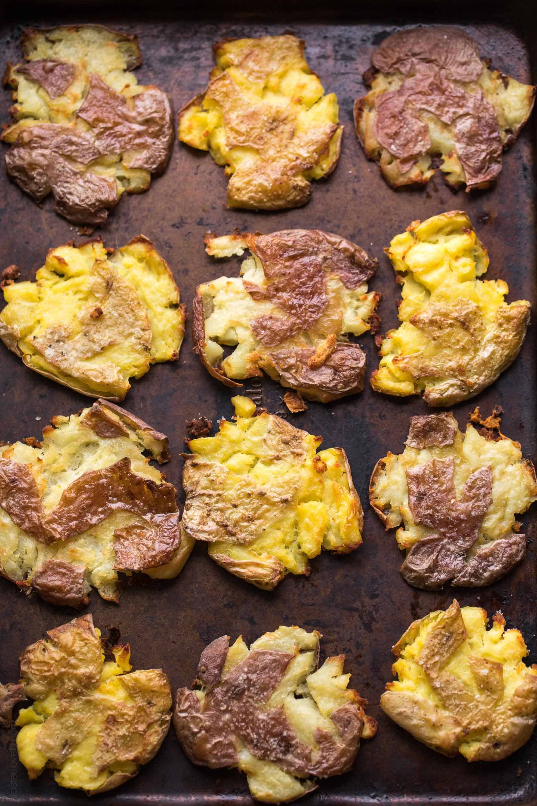 Paleo & Whole30 Crispy Smashed Potatoes - soft and fluffy on the outside, crispy and golden brown on the outside. The most delicious side dish recipe! Gluten free, grain free, dairy free, sugar free, clean eating, vegan.