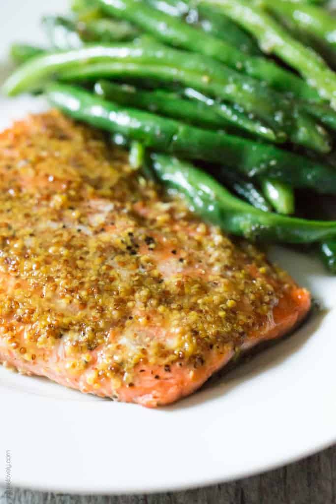 Healthy Maple Mustard Glazed Salmon recipe - just 3 ingredients and 20 minutes! (paleo, gluten free, dairy free, skinny, low calorie)