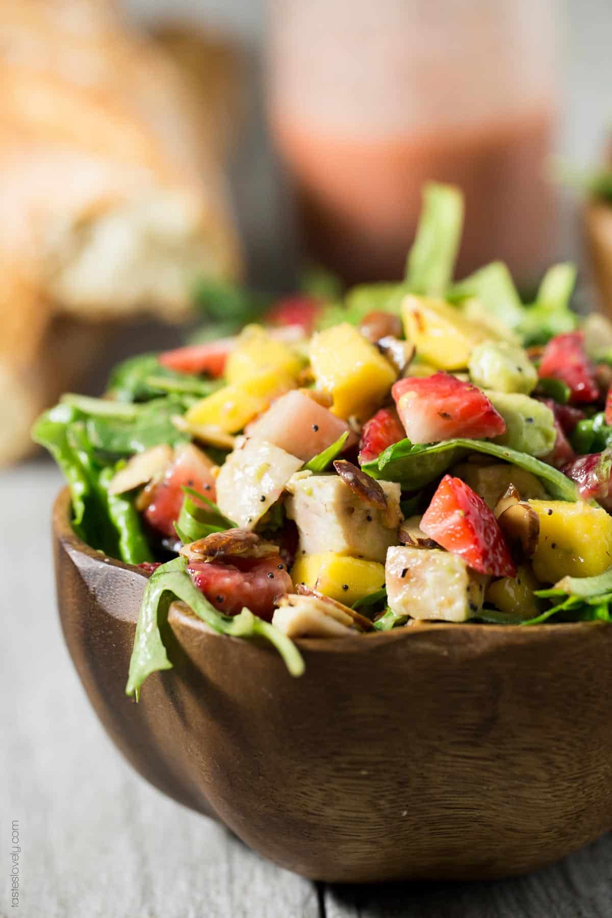 Paleo Strawberry Mango Salad with Chicken - a healthy and delicious paleo, gluten free and dairy free salad for lunch or dinner!