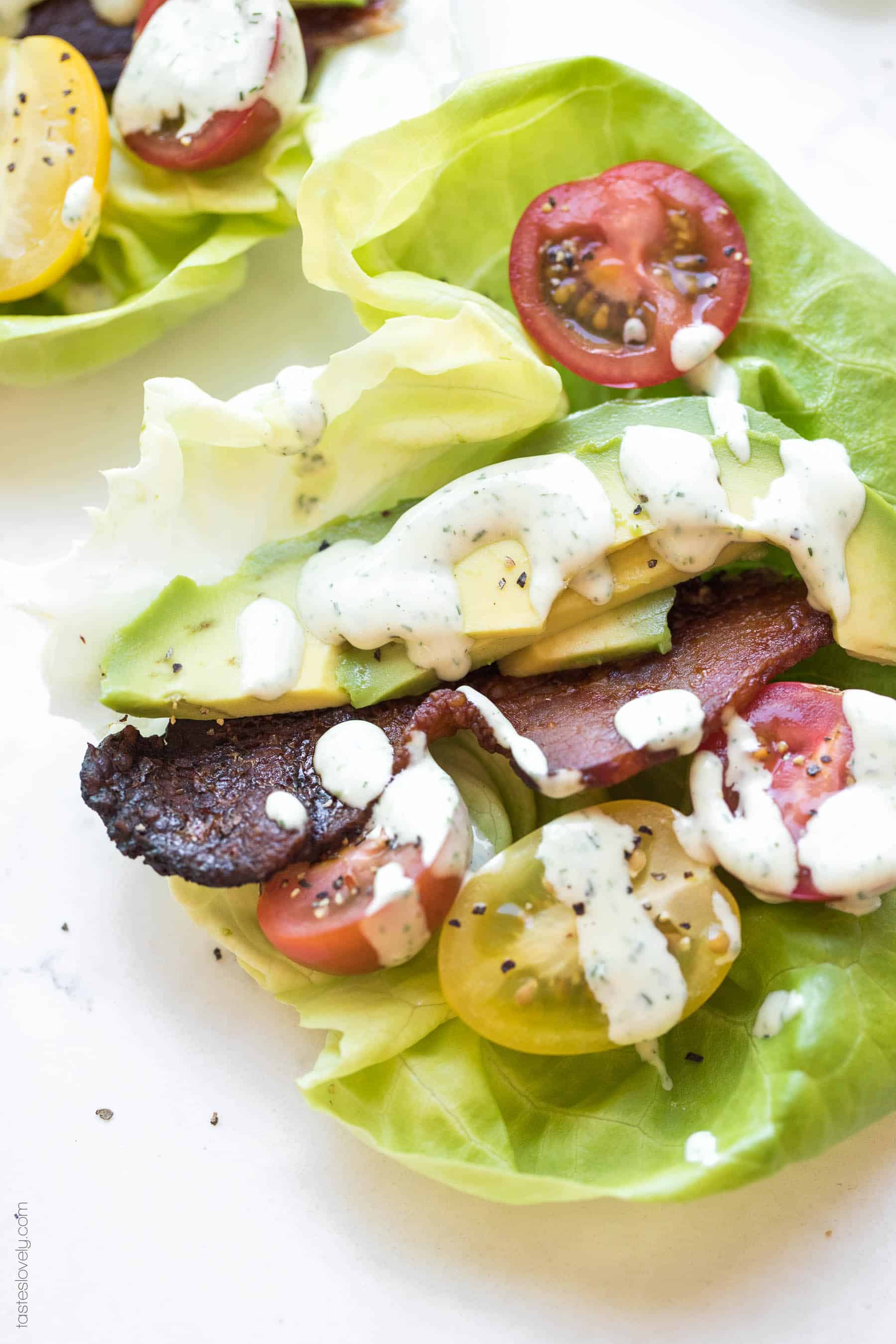 Paleo, Whole30 + Keto BLT Lettuce Wraps Recipe with avocado ranch dressing - a healthy and delicious lunch, dinner or appetizer. #paleo #whole30 #keto #glutenfree #grainfree #dairyfree #lowcarb #sugarfree #cleaneating #realfood