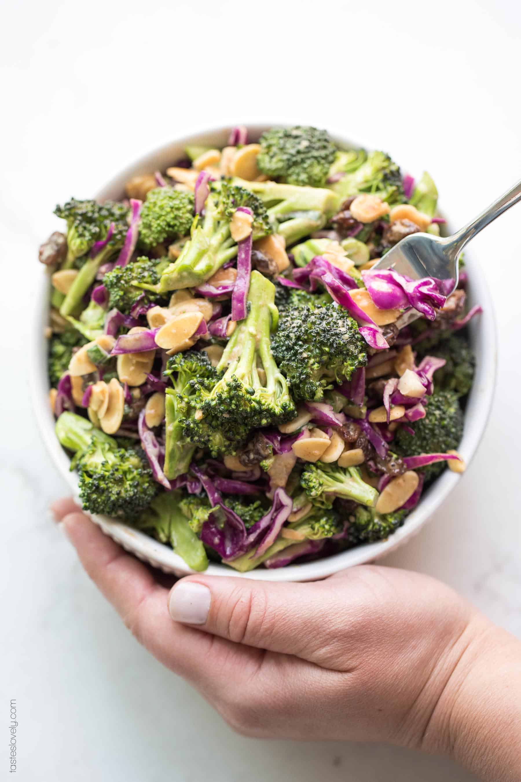 Paleo + Whole30 Broccoli Salad with Orange Almond Dressing #paleo #whole30 #glutenfree #grainfree #dairyfree #sugarfree #keto #cleaneating #realfood