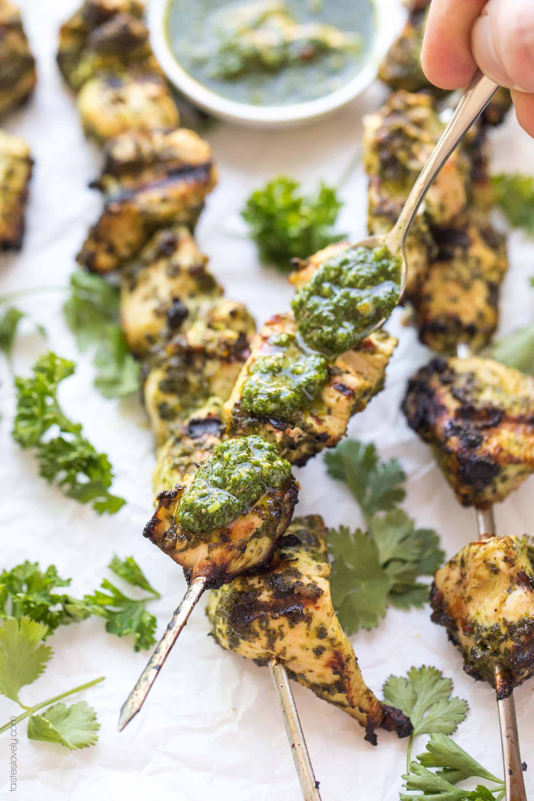 Paleo + Whole30 Chimichurri Chicken Skewers - a delicious and healthy 30 minute chicken kebab recipe! #paleo #whole30 #glutenfree #grainfree #keto #dairyfree #sugarfree #cleaneating #realfood