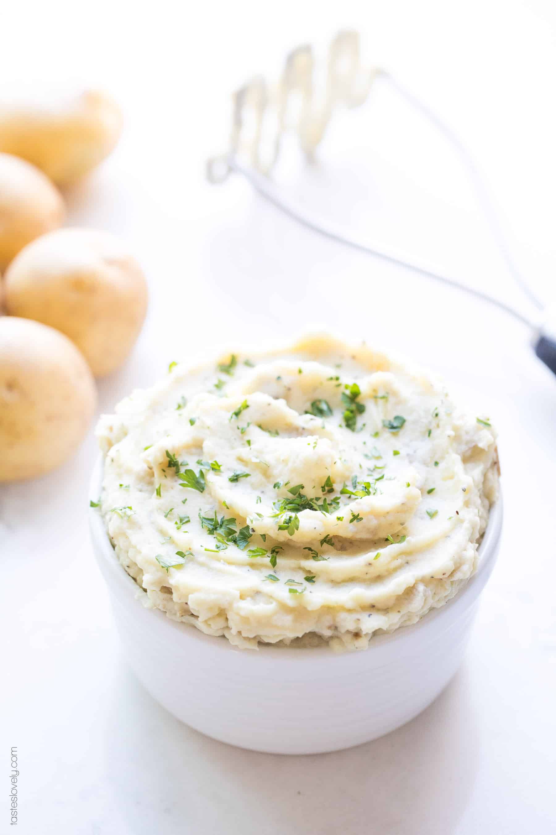 mashed potatoes in a bowl